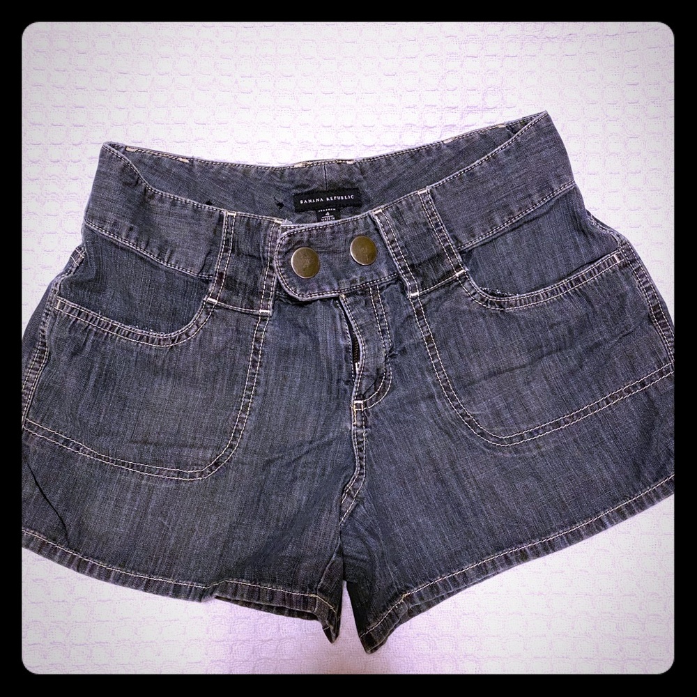 Banana Republic Dark Denim Stretch Shorts Size 4